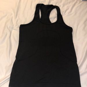 Lululemon Size 6 Black Tank
